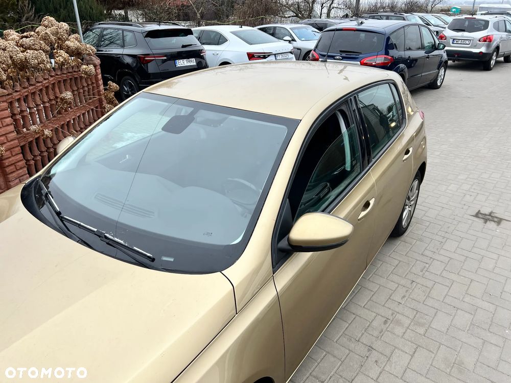 Peugeot 308 - 32
