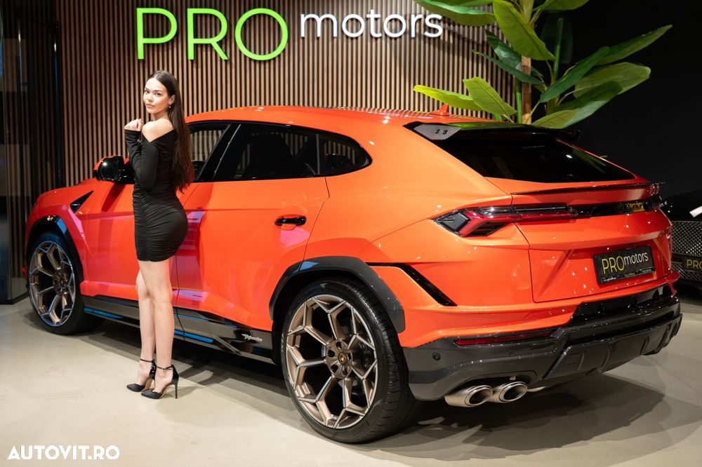 Lamborghini URUS - 12
