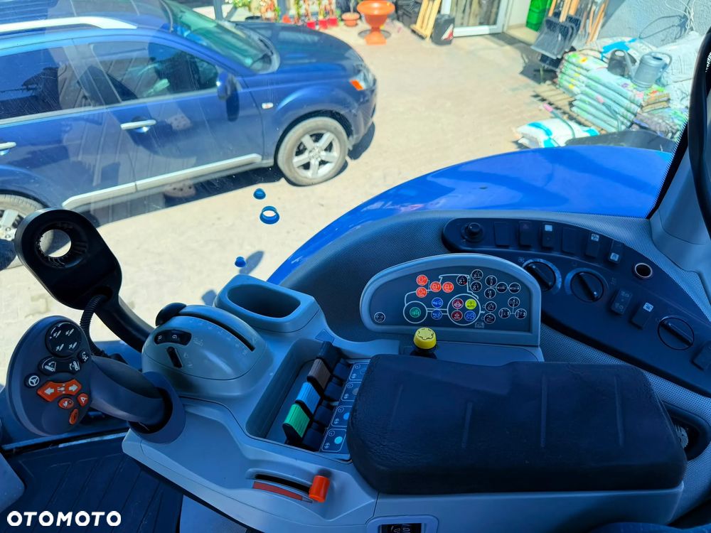 New Holland T8.390 - 24