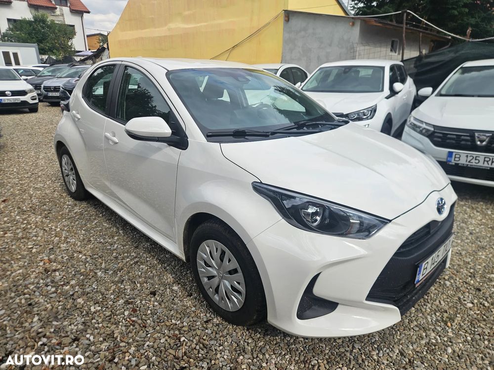 Toyota Yaris 1.5 VVT-i HSD Active - 3
