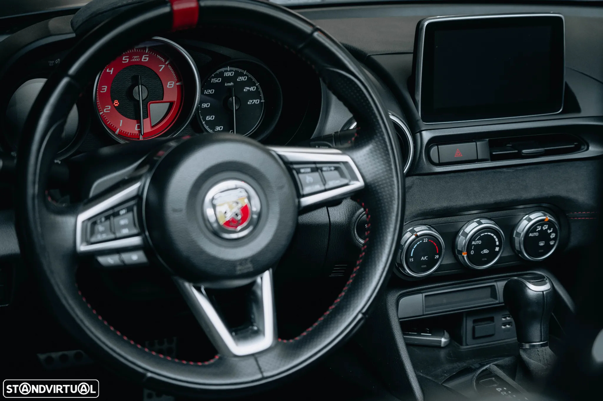 Abarth 124 Spider 1.4 T Multiair AT6 - 23