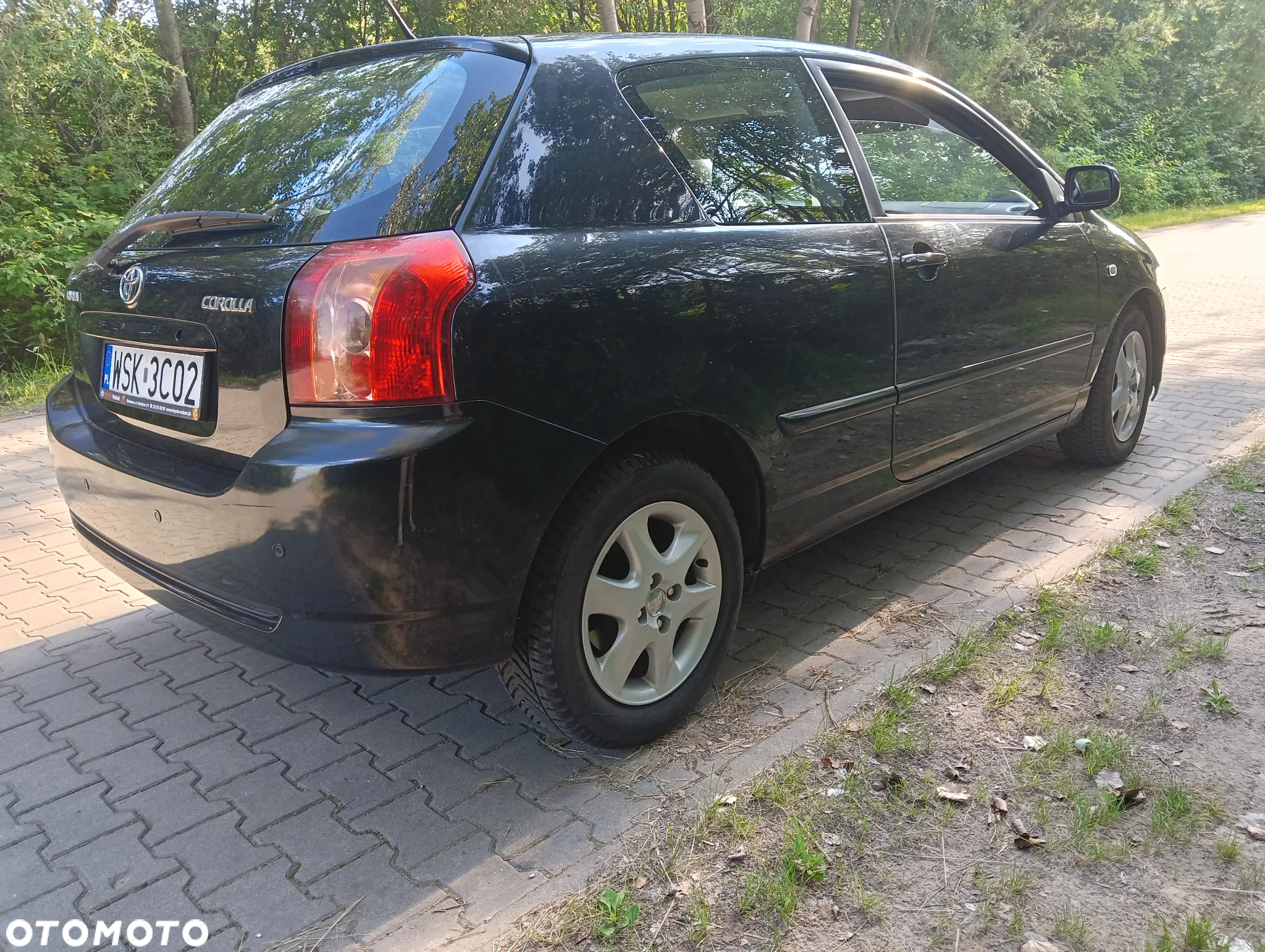 Toyota Corolla - 4