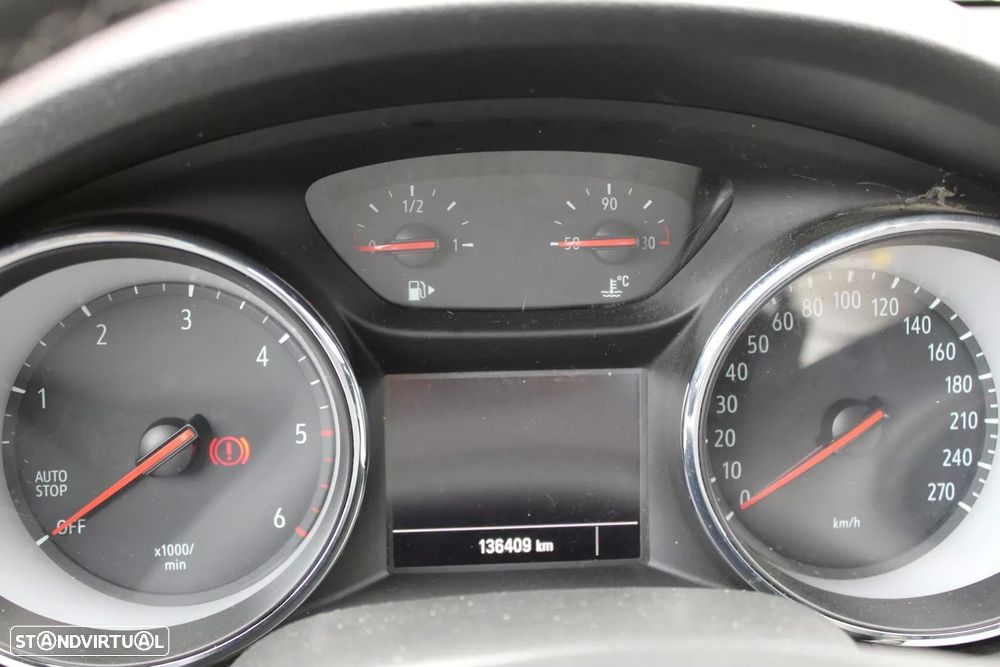 Opel Astra 1.5 D GS Line S/S - 20