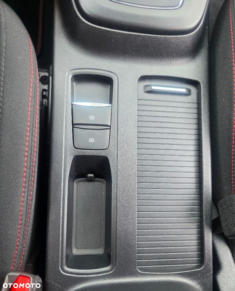 Ford Focus - 30