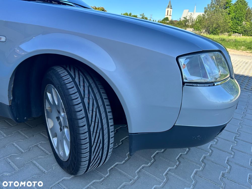 Audi A6 Avant ver-a6-avant-2-5-tdi - 31