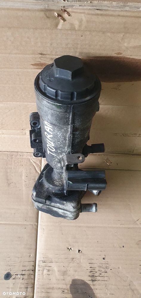 Podstawa filtra oleju chłodniczka VW Touran 1.9 TDI 045115389E - 2