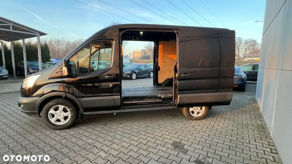 Ford Transit - 12