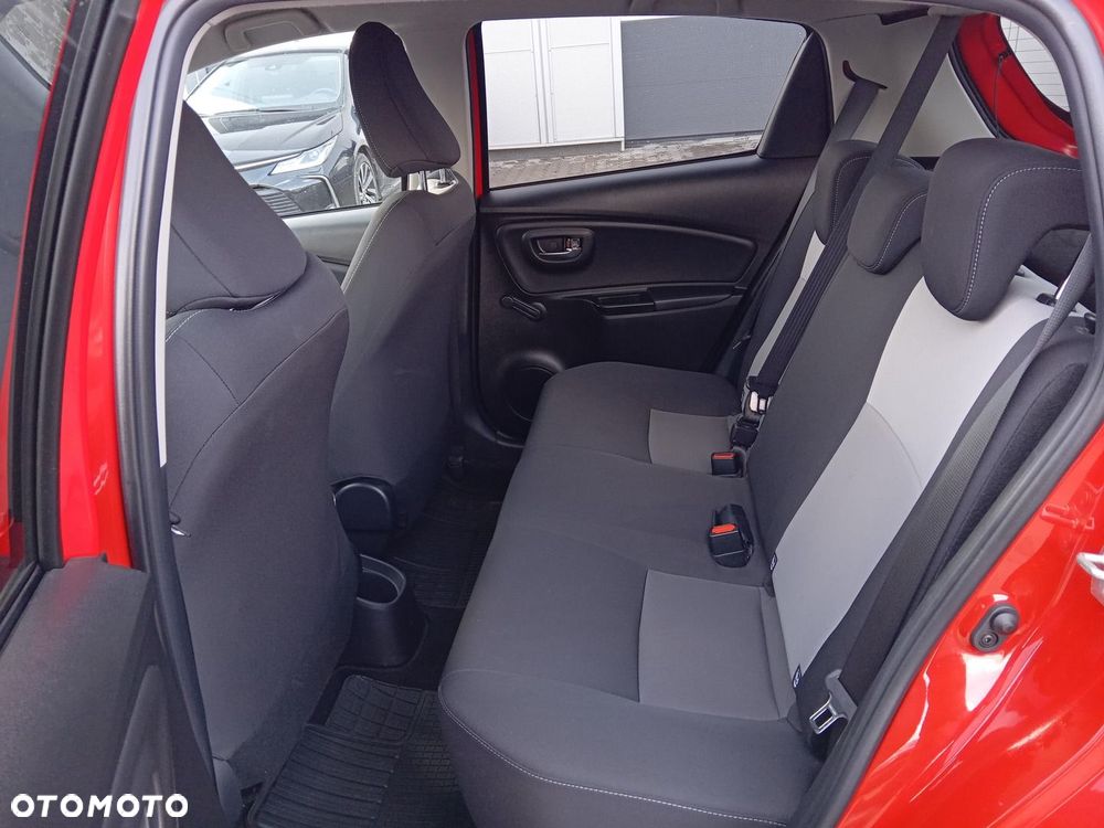 Toyota Yaris - 14