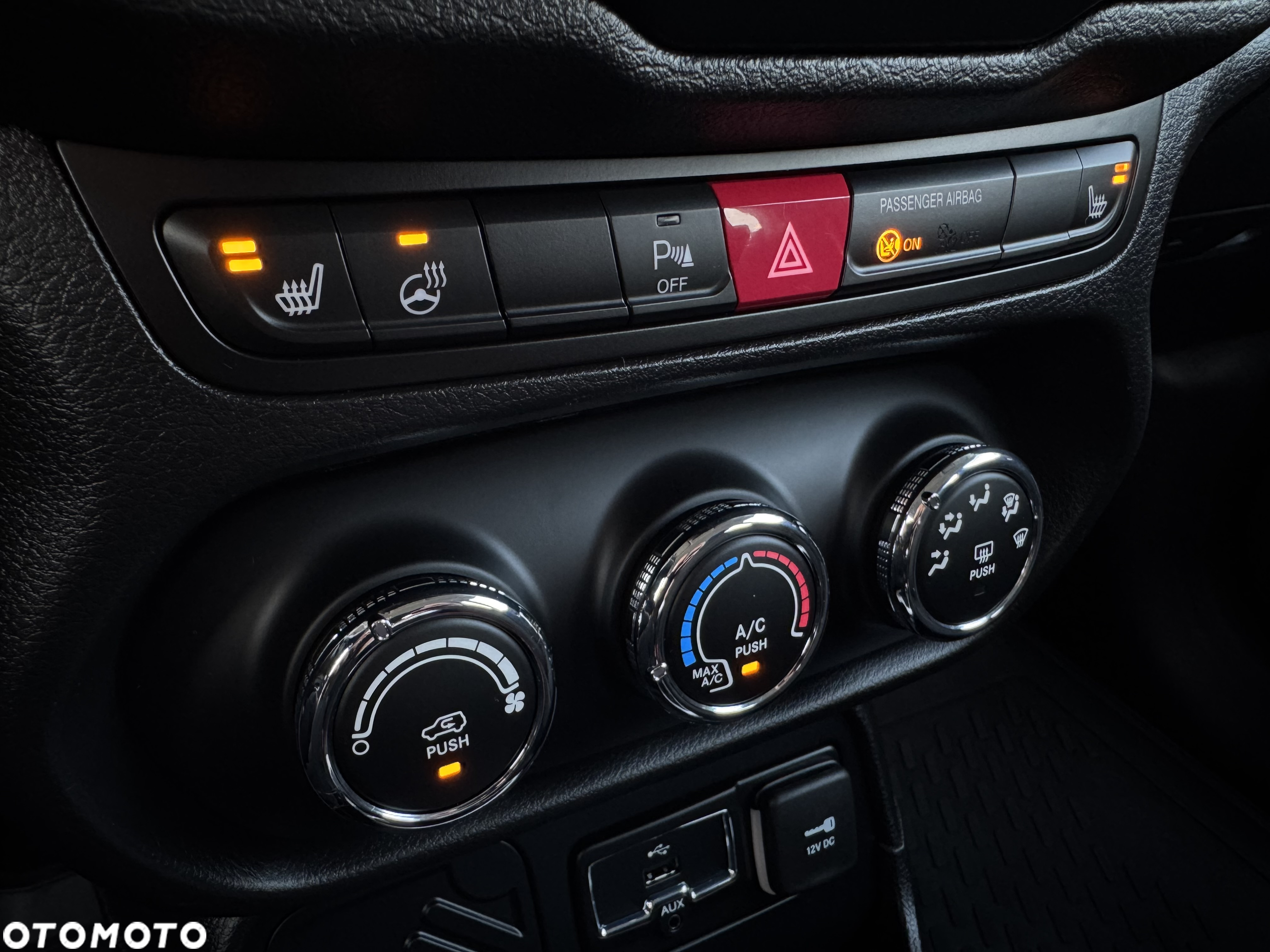 Jeep Renegade 1.6 E-TorQ Longitude FWD - 20