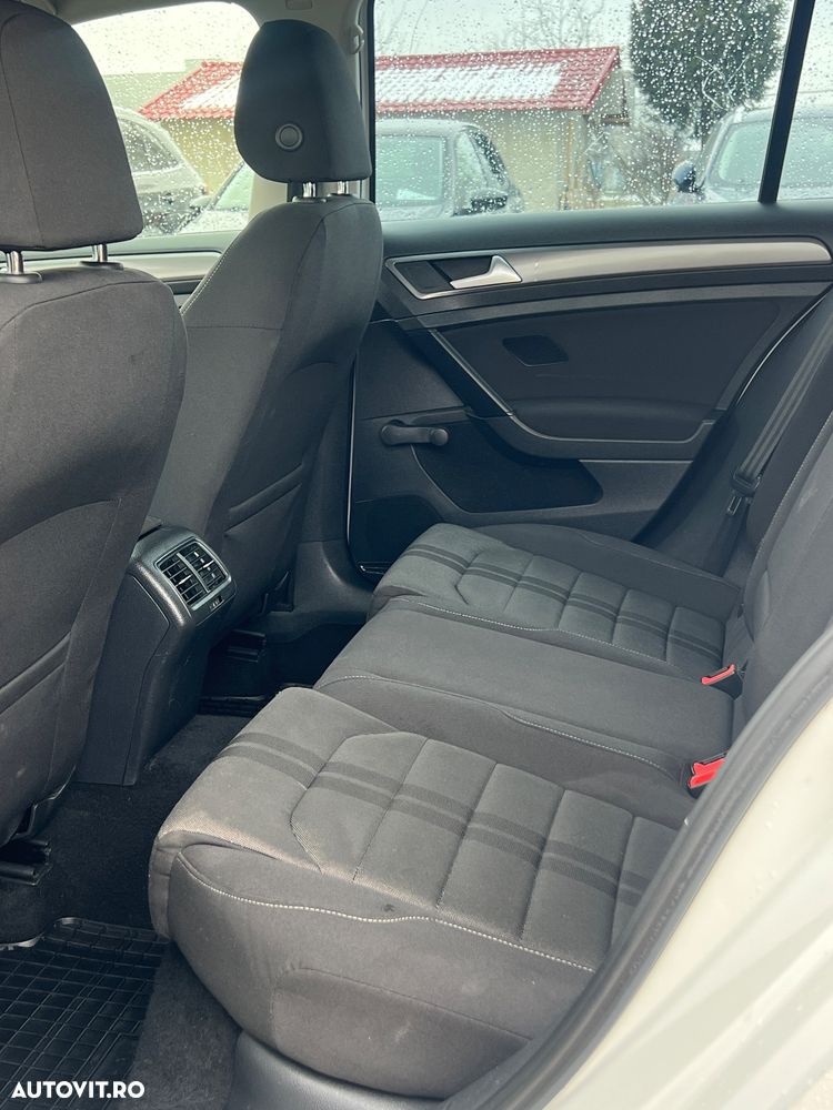 Volkswagen Golf 1.6 TDI BMT Comfortline - 14