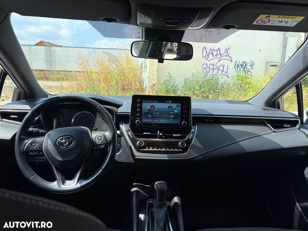 Toyota Corolla - 10