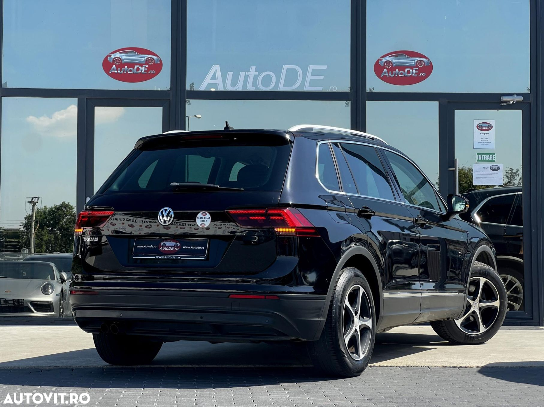 Volkswagen Tiguan - 4