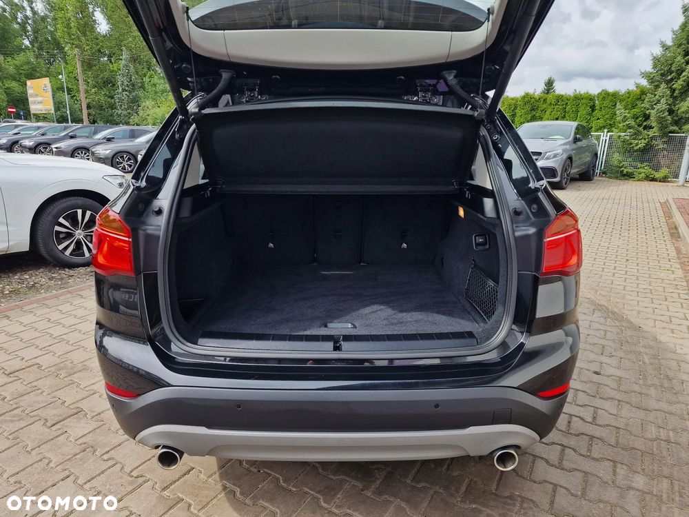 BMW X1 sDrive20d - 14