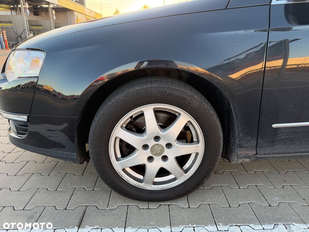 Volkswagen Passat - 21