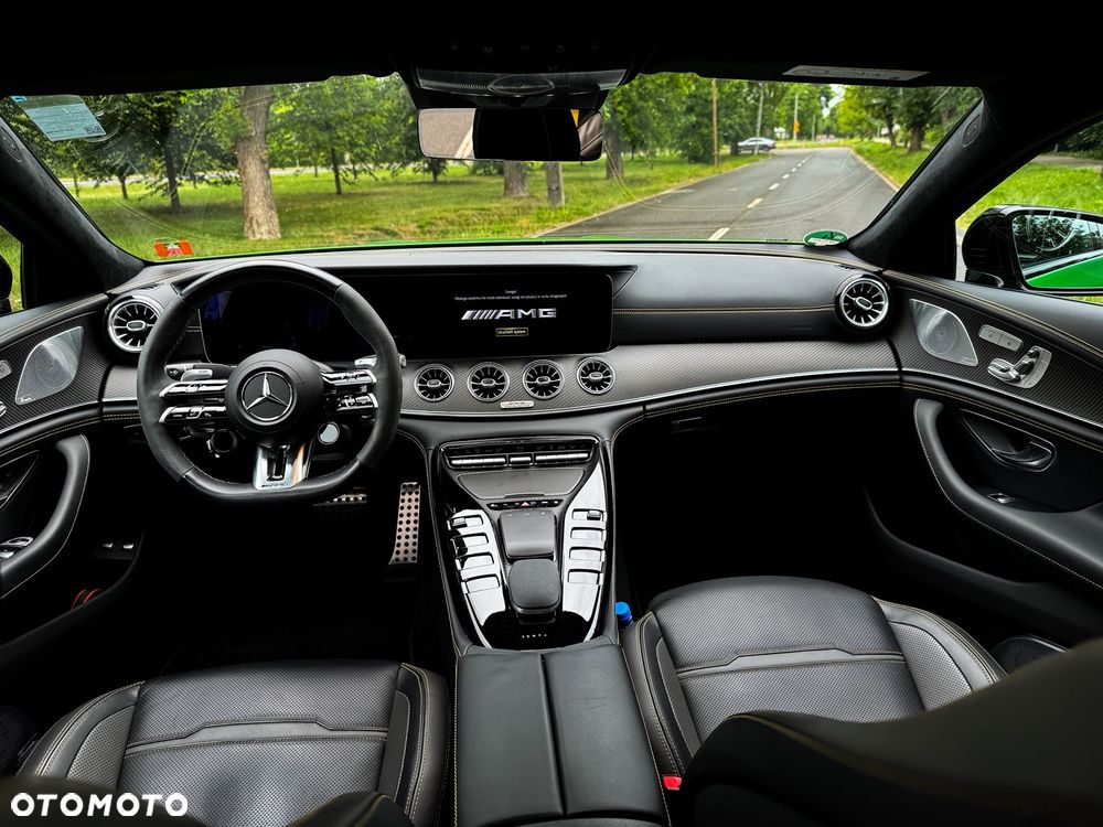 Mercedes-Benz AMG GT - 11