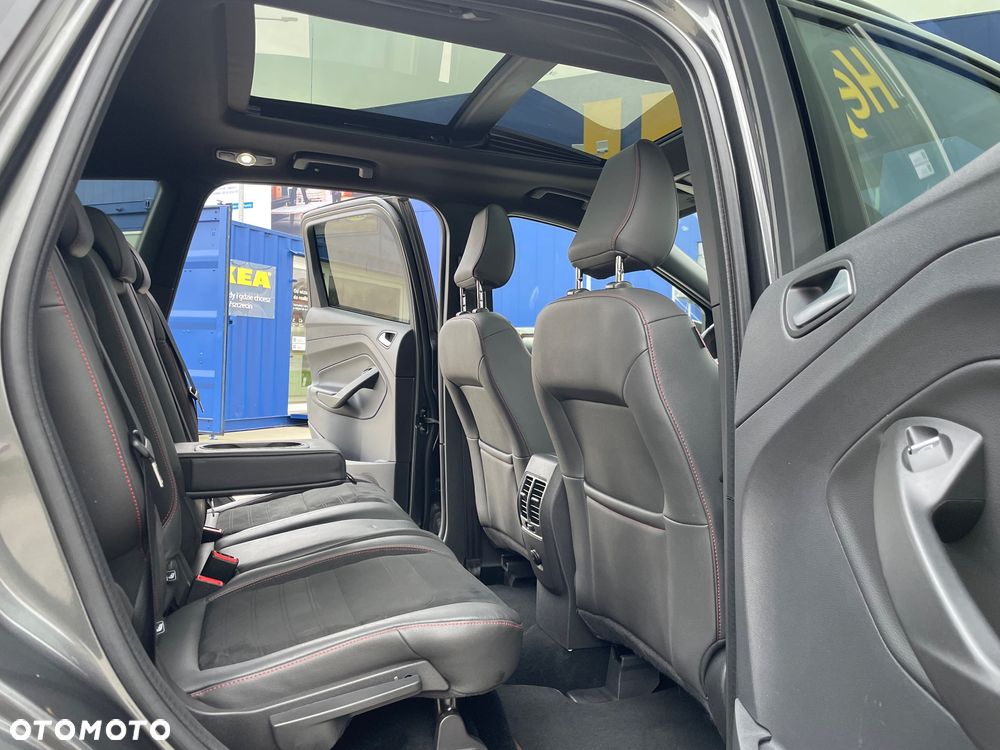 Ford Kuga 1.5 EcoBoost 2x4 ST-Line - 25