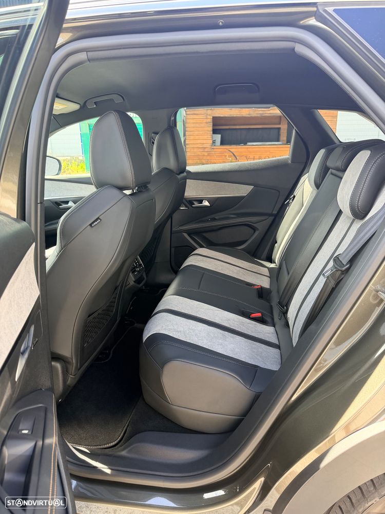 Peugeot 3008 225 e-EAT8 GT Pack - 12