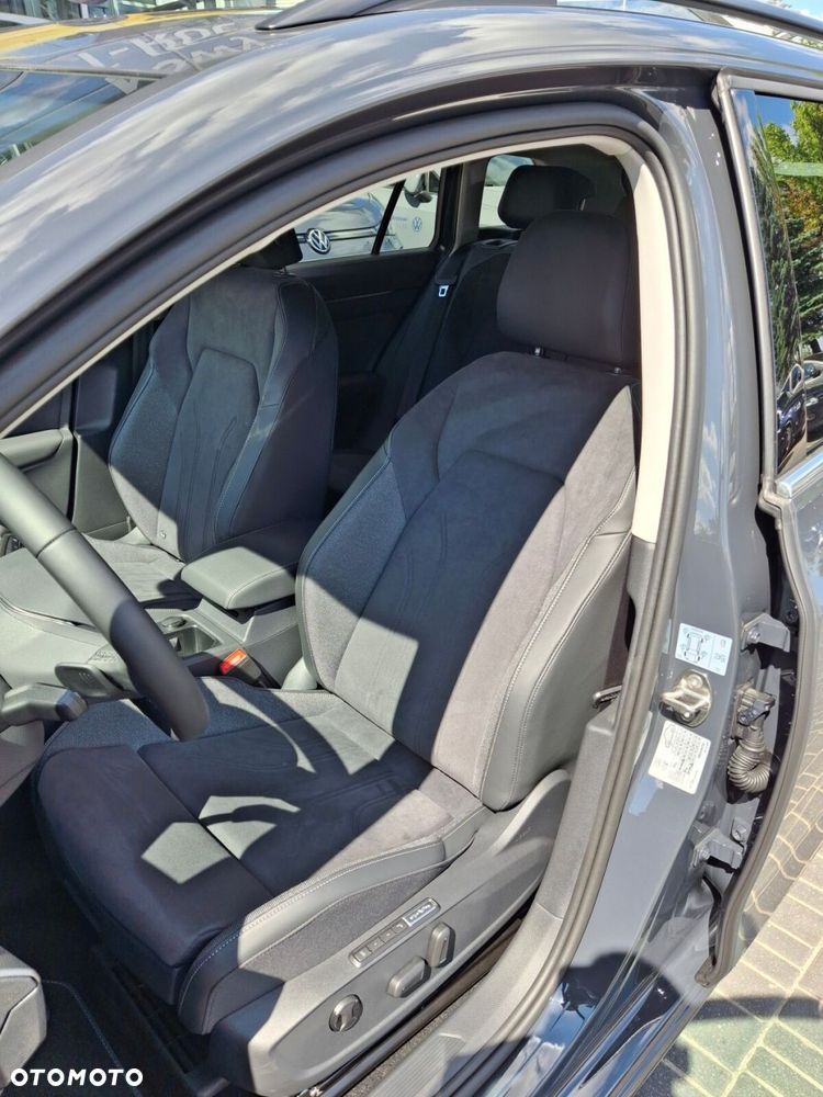 Volkswagen Golf - 15
