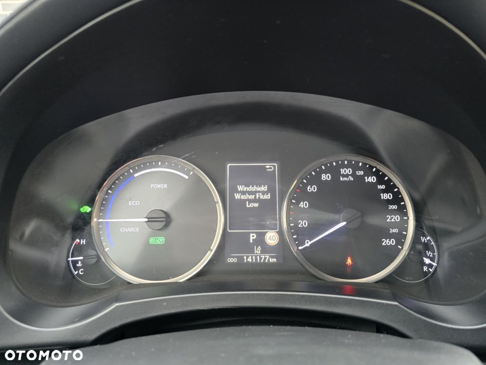 Lexus IS 300h F Sport EU6 - 29