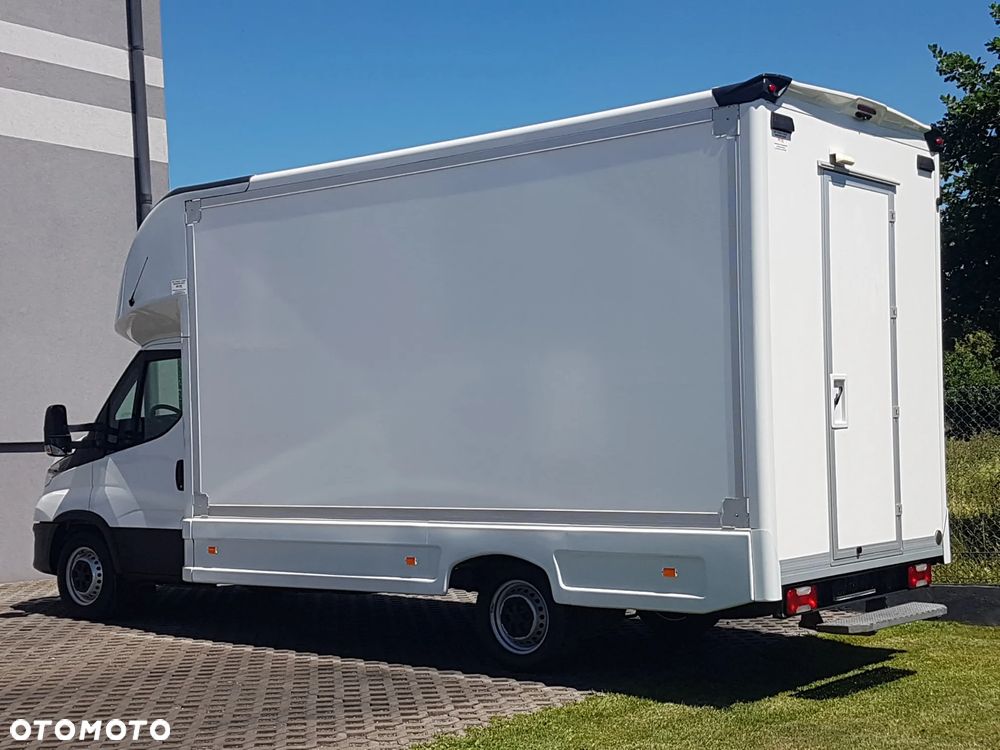 Iveco DAILY KONTENER NISKOPODŁOGOWY 4,43x2,23x2,42 SKLEP FOODTRUCK BAR KLIMA KONIOWÓZ KAMPER - 3