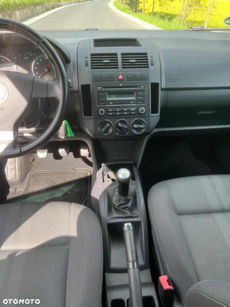 Volkswagen Polo 1.4 Tour Edition - 14