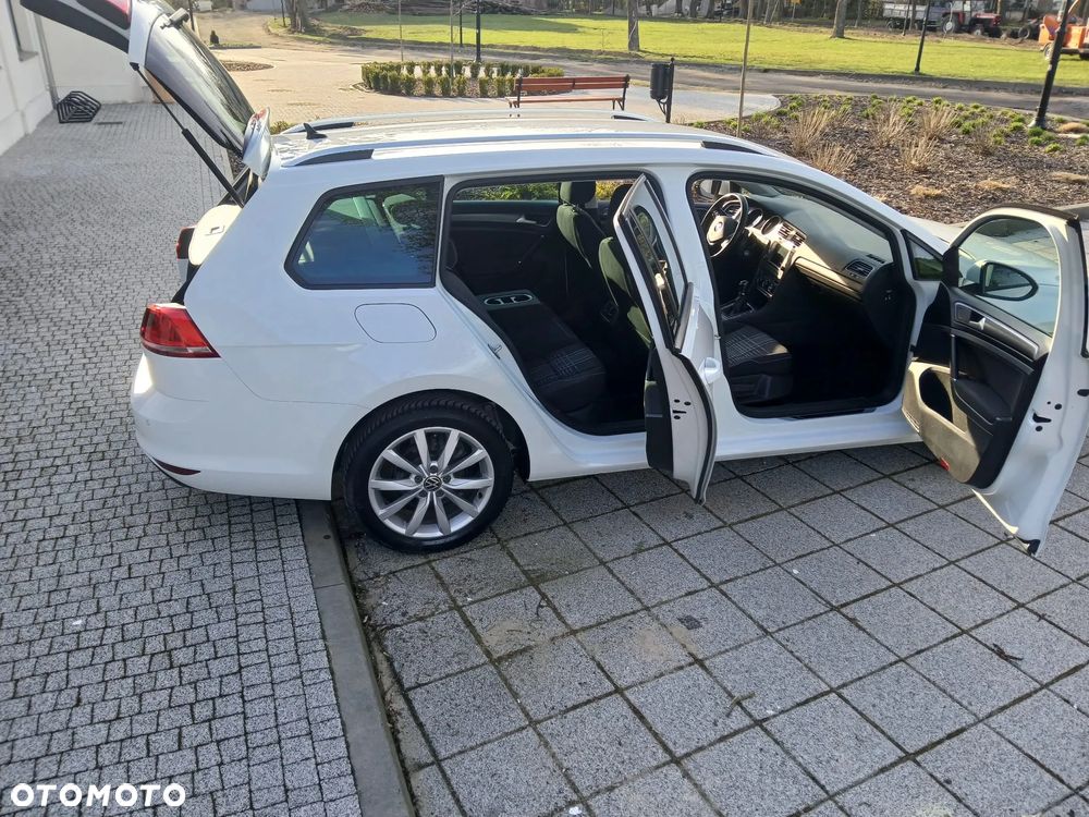 Volkswagen Golf 1.6 TDI BlueMotion Technology Lounge - 34