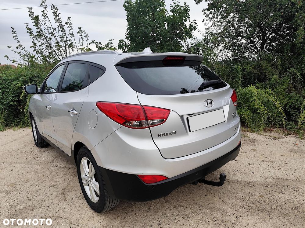 Hyundai ix35 2.0 CRDi 4WD Automatik Premium - 12