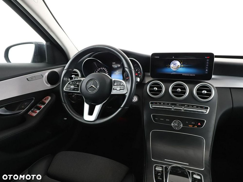 Mercedes-Benz Klasa C 180 9G-TRONIC Avantgarde - 17