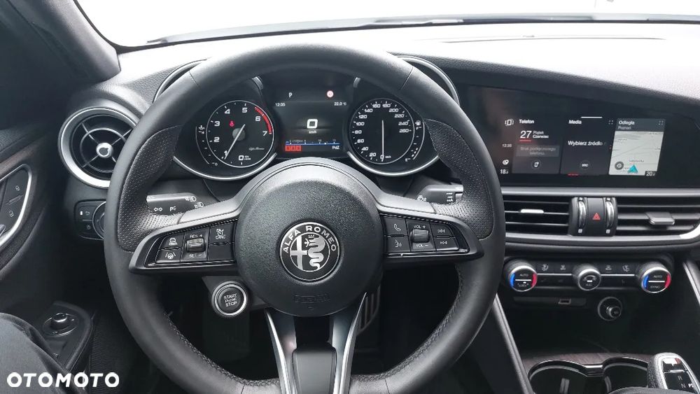 Alfa Romeo Giulia 2.0 Turbo TI Q4 - 7