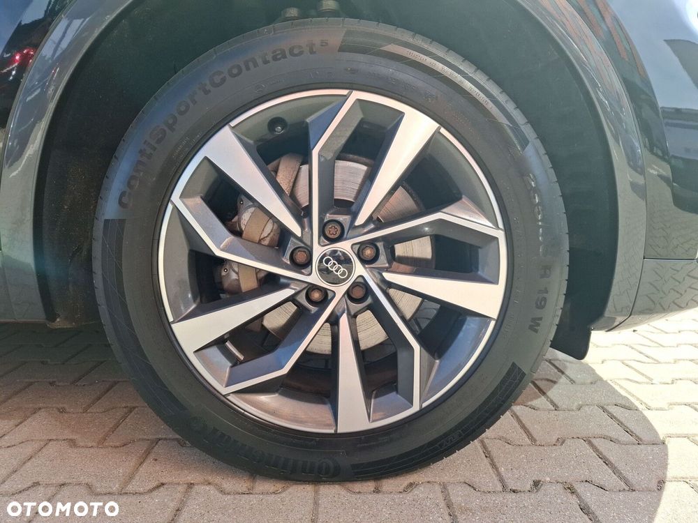 Audi Q5 Sportback - 12