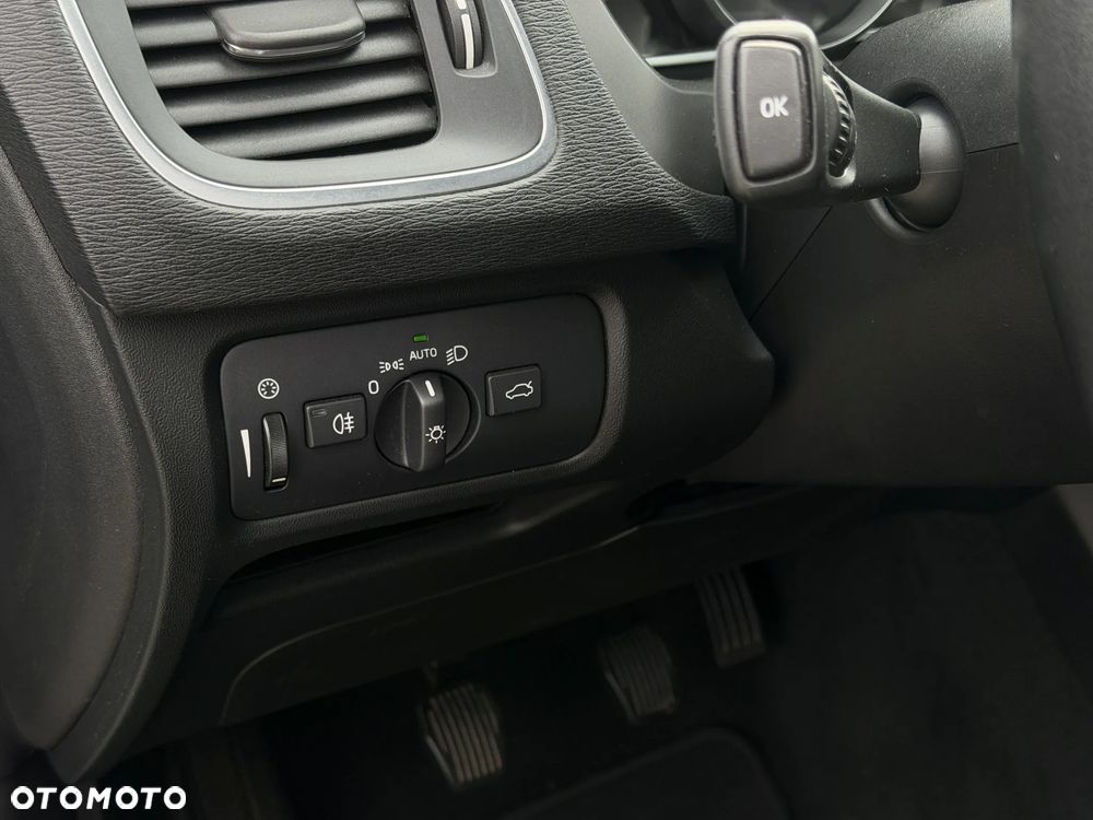 Volvo V40 Cross Country D3 Summum - 23