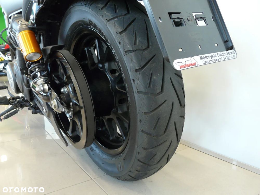 Yamaha XVS - 7