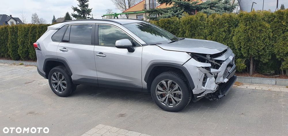 Toyota RAV4 - 3