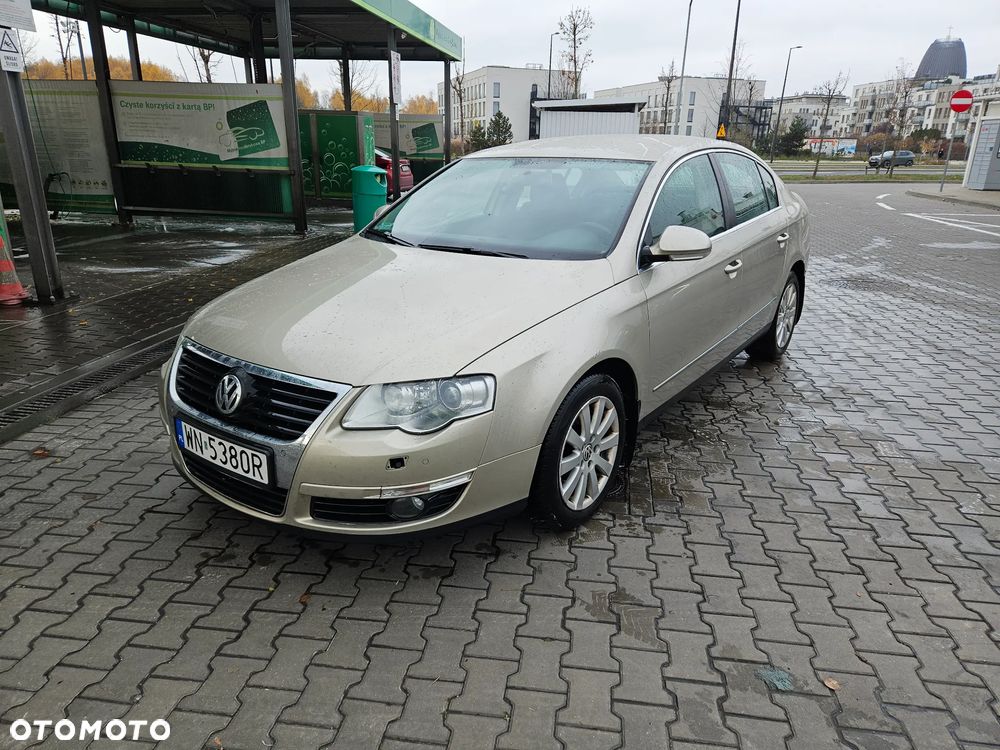 Volkswagen Passat 2.0 TDI Comfortline - 1