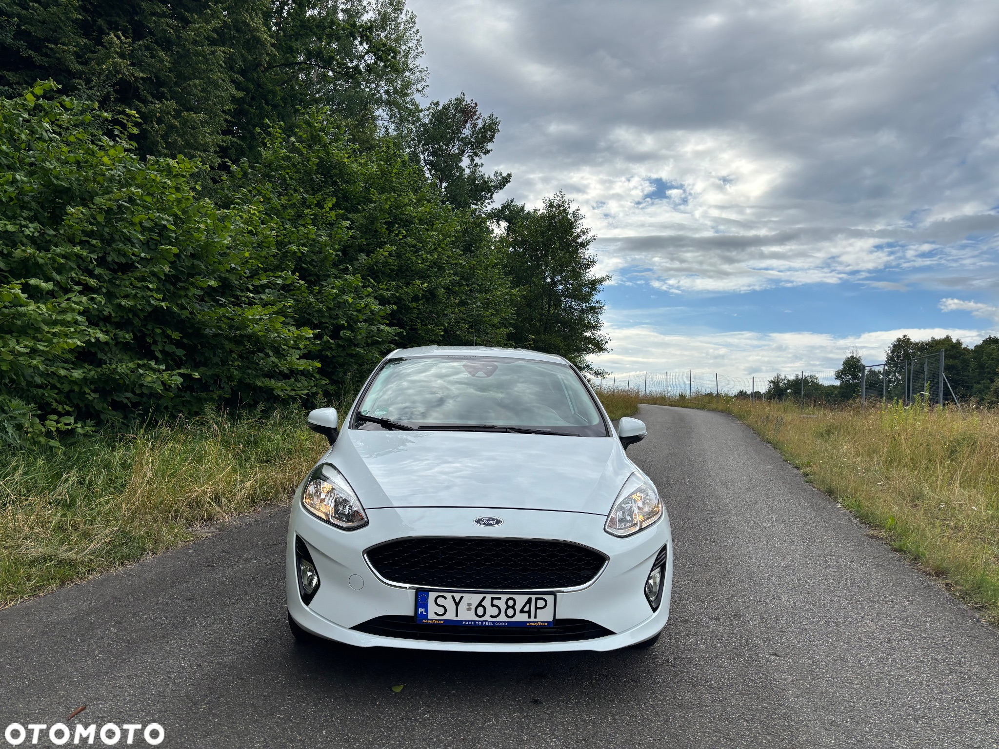 Ford Fiesta 1.1 S&S TREND - 4