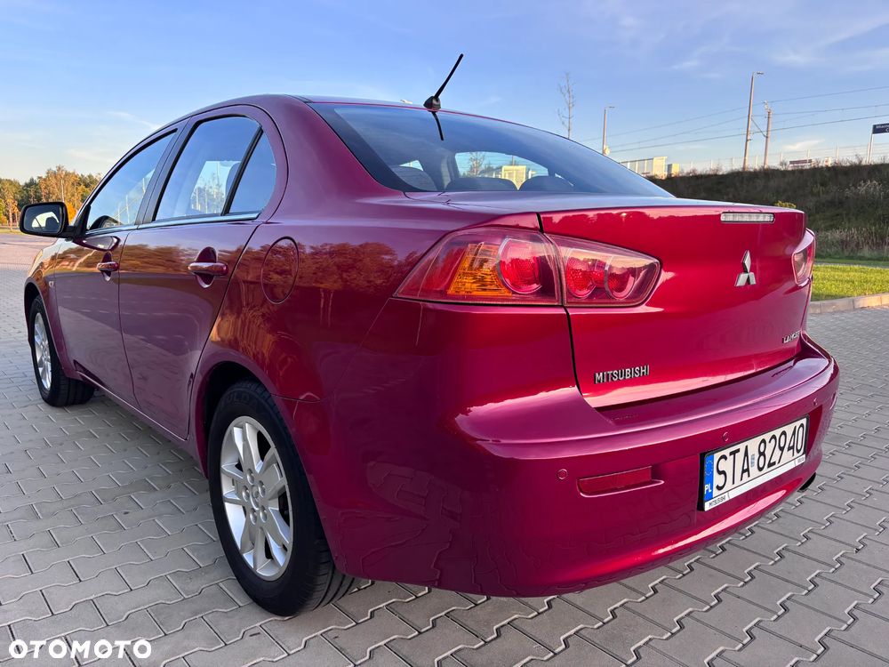 Mitsubishi Lancer - 12