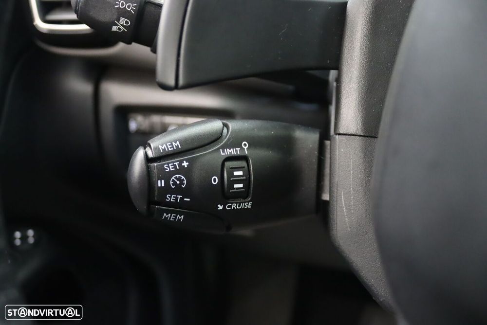 Citroën C5 Aircross 1.6 Hybrid Feel e-EAT8 - 19
