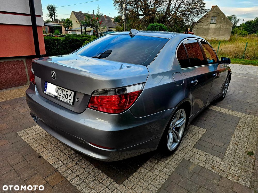 BMW Seria 5 525d - 6