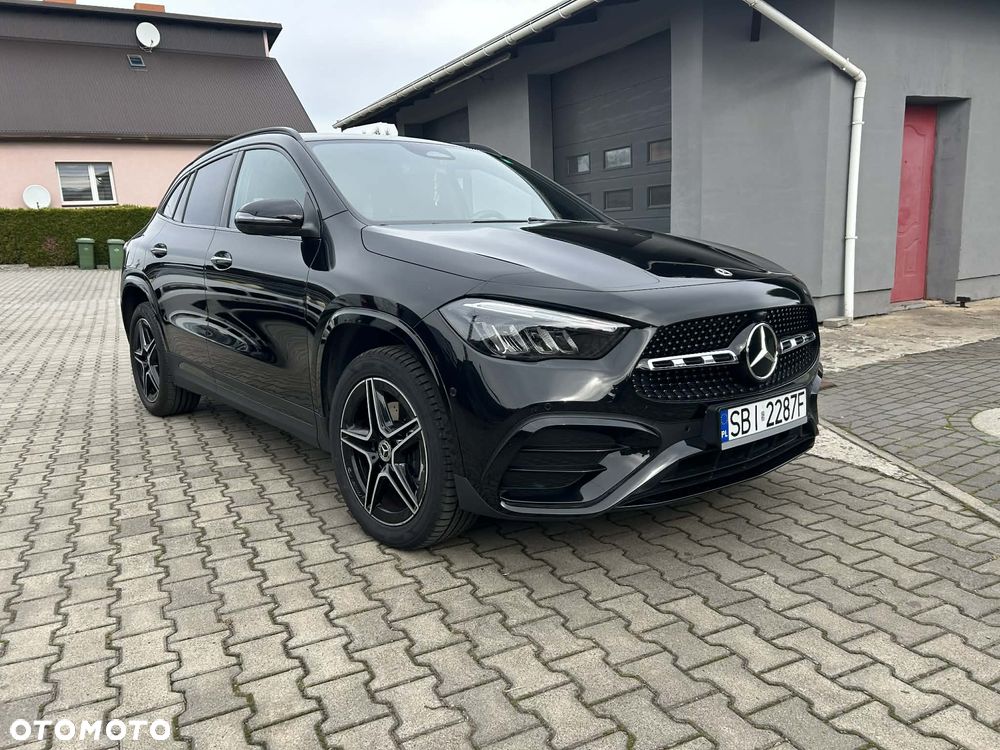 Mercedes-Benz GLA - 22