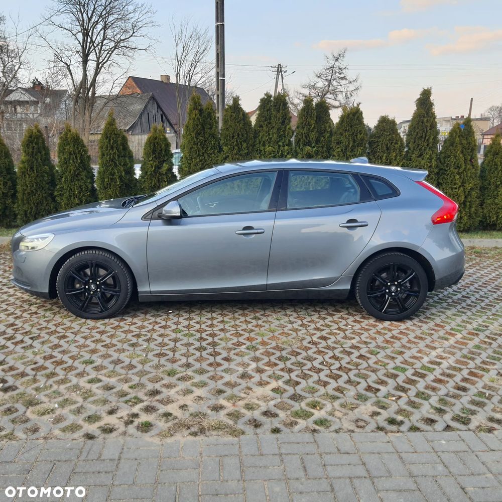 Volvo V40 D4 Geartronic Momentum - 7