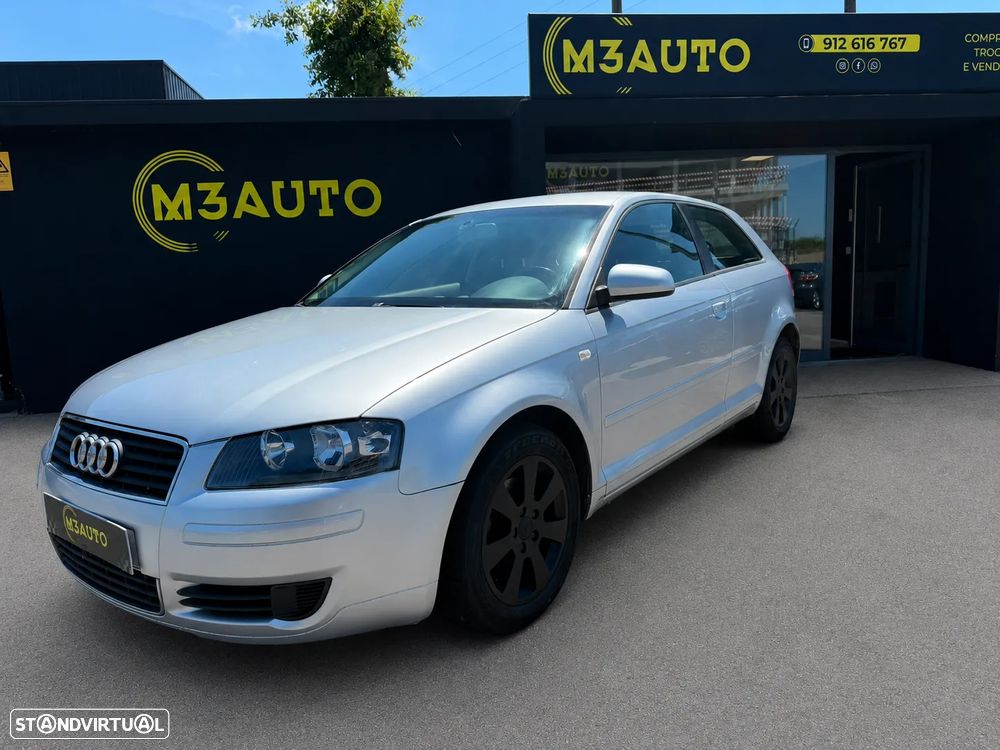 Audi A3 1.6 Attraction PAD - 2