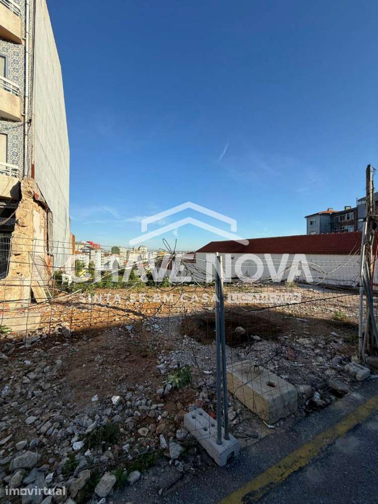 Terreno p/ Construção em Altura c/ Projeto Aprovado - Grande imagem: 4/7
