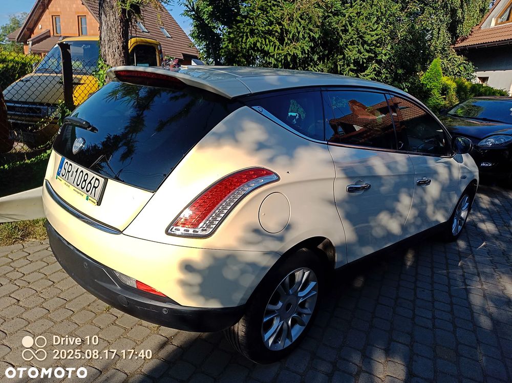 Lancia Delta 2.0 MJ Platino - 4