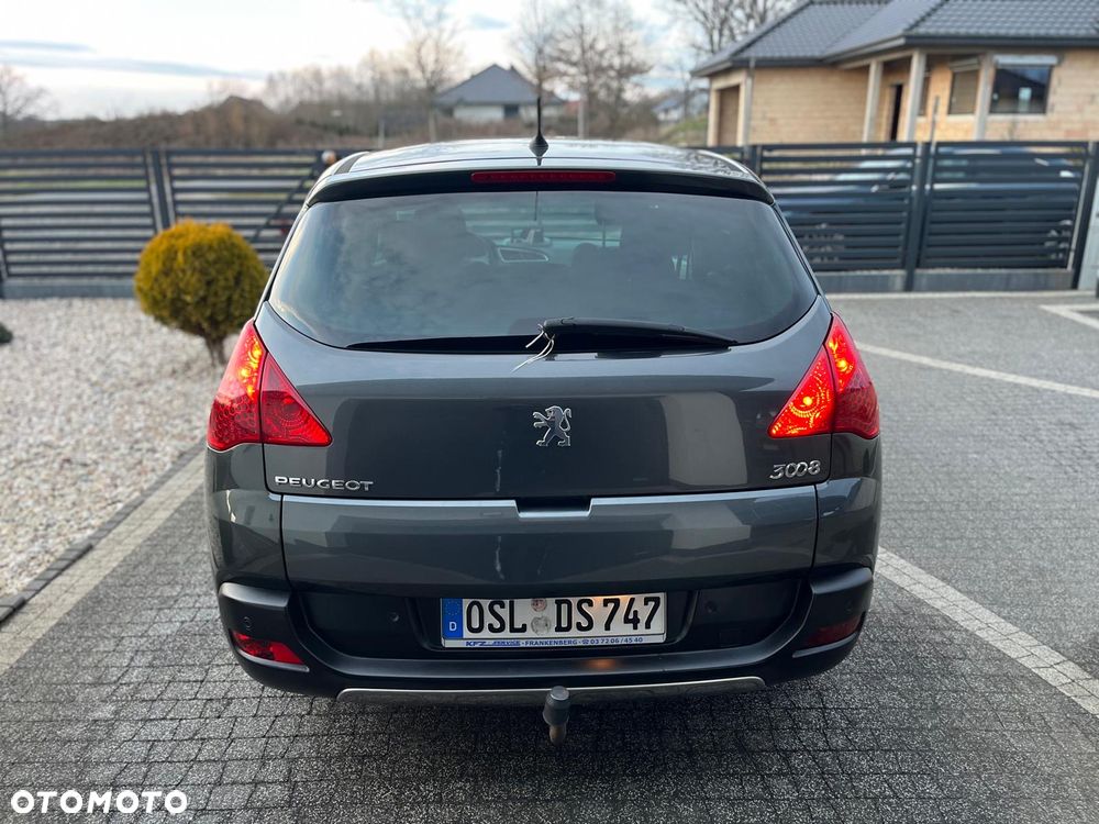 Peugeot 3008 HDi 150 Allure - 9