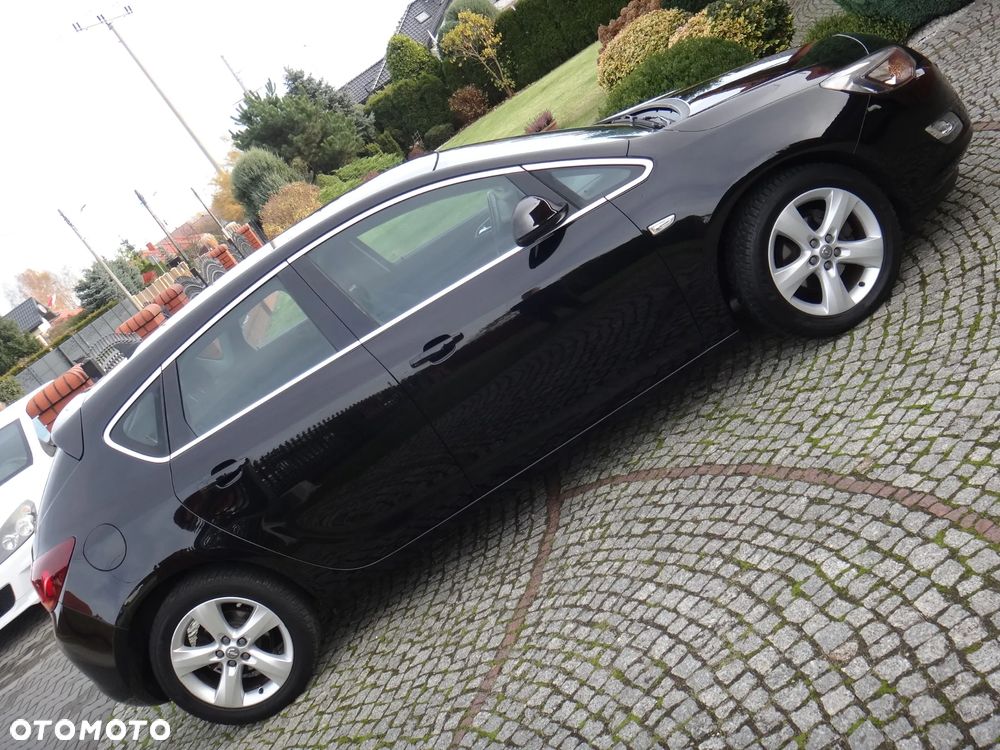 Opel Astra IV 1.4 T Sport - 11