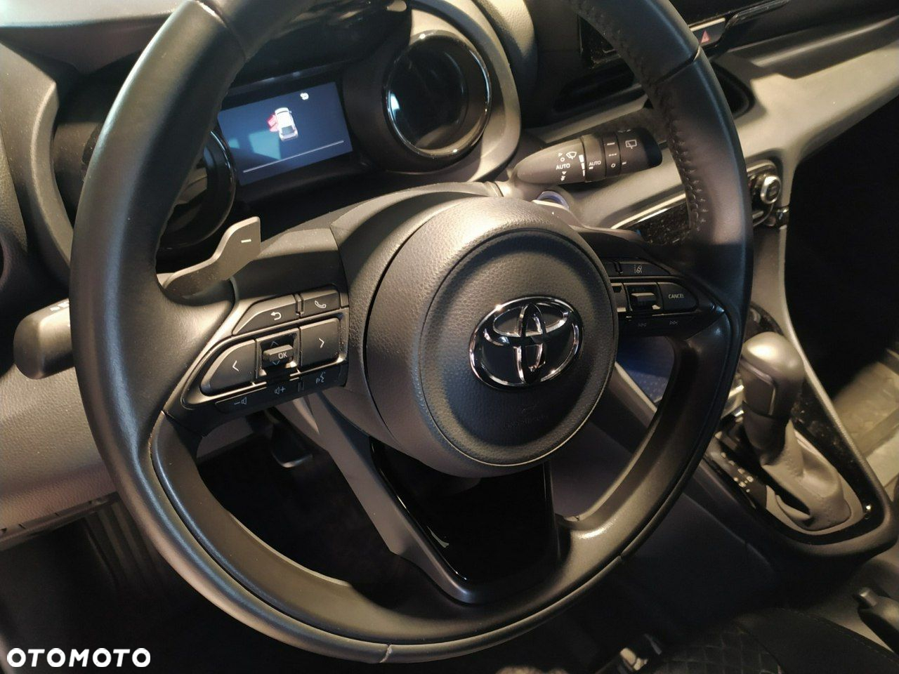 Toyota Yaris 1.5 Style CVT - 4