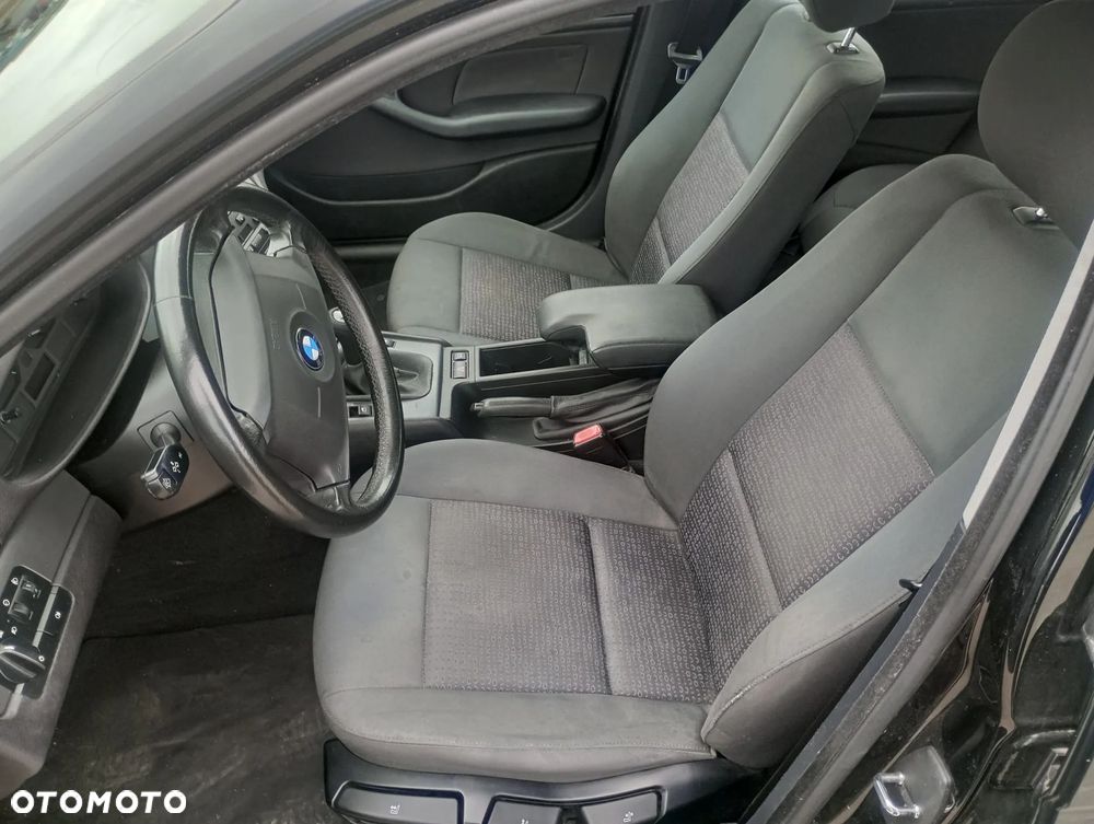 BMW Seria 3 316i - 13
