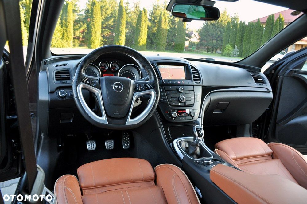 Opel Insignia - 30