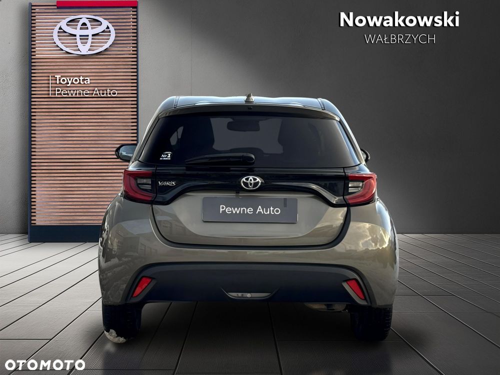 Toyota Yaris - 8