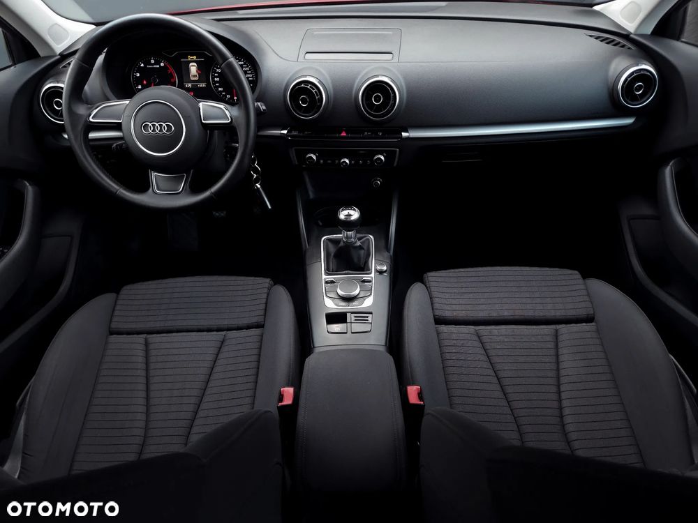 Audi A3 Sportback 1.4 TFSI cylinder on demand ultra S line Sportpaket - 14